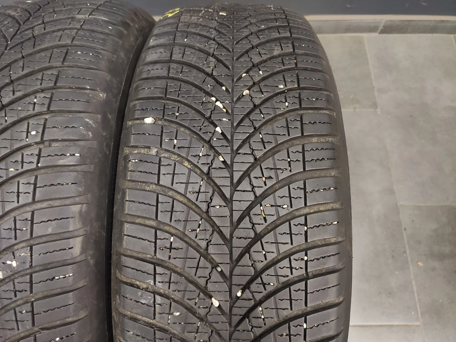  215/60R17 | Mobile.bg   1