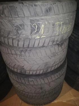      295/35R21