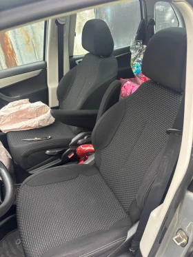 Citroen C4 Picasso Цял за части, снимка 6