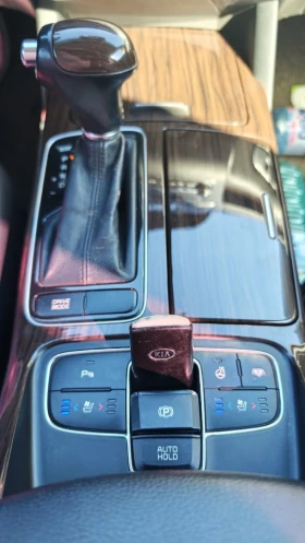 Kia K7 3.0 LPI Фабрична Газ, снимка 13