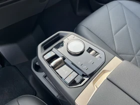 BMW iX xDrive40/326HP/SPORT/360/HUD/AHK/NAVI/LED/235q, снимка 8
