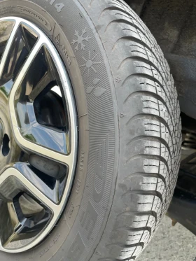 Dacia Spring Comfort Plus, снимка 15