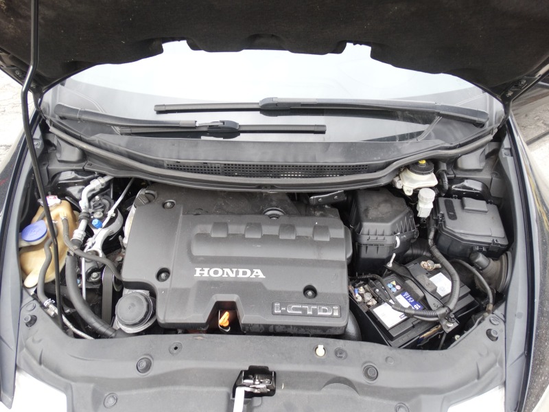 Honda Civic 2.2TDI, снимка 15 - Автомобили и джипове - 43240513