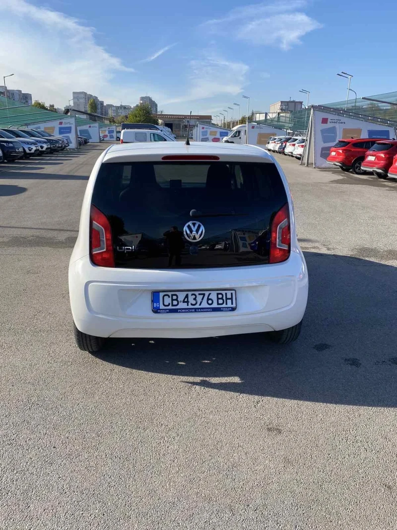 VW Up 1.0 i, снимка 2 - Автомобили и джипове - 48120344