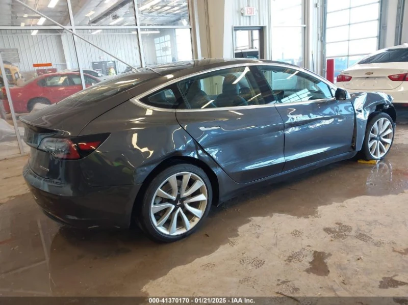 Tesla Model 3 U  U NX All Wheel Drive, снимка 11 - Автомобили и джипове - 49314275