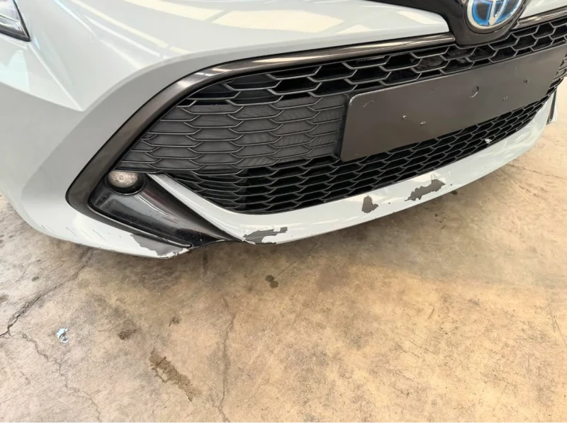 Toyota Corolla 1.8 Hybrid Business * Подгрев* Камера* Lane assist, снимка 2 - Автомобили и джипове - 52562979