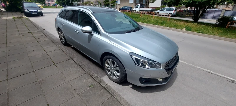 Peugeot 508 Продавам отлично поддържан семеен автомобил, снимка 2 - Автомобили и джипове - 51942313