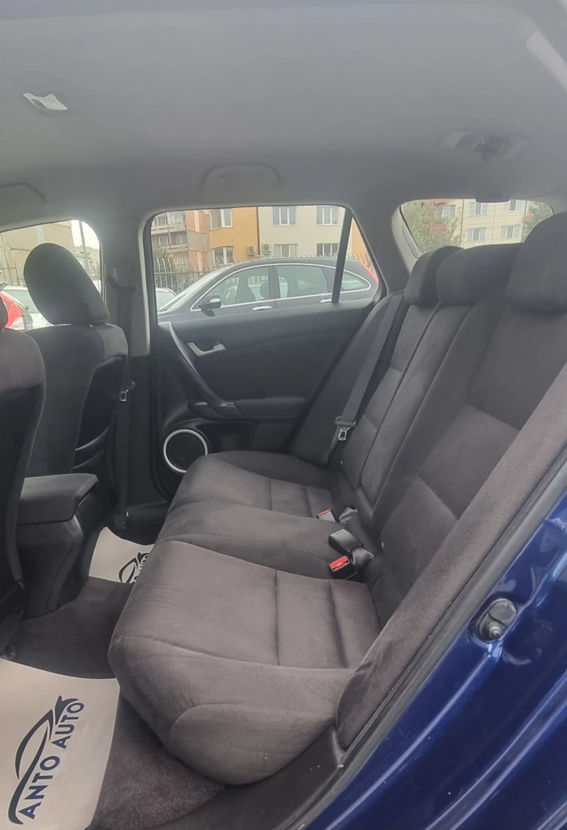 Honda Accord 2.0 i-VTEC, снимка 11 - Автомобили и джипове - 51940604