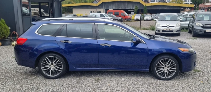 Honda Accord 2.0 i-VTEC, снимка 4 - Автомобили и джипове - 51940604