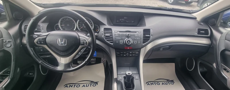 Honda Accord 2.0 i-VTEC, снимка 13 - Автомобили и джипове - 51940604