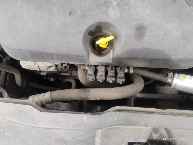 VW Bora 2.0газ автоматик, снимка 13 - Автомобили и джипове - 53115944