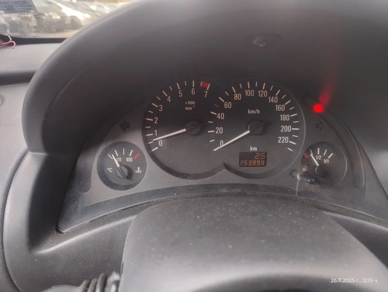 Opel Corsa 5/100 бензин, снимка 6 - Автомобили и джипове - 52819614