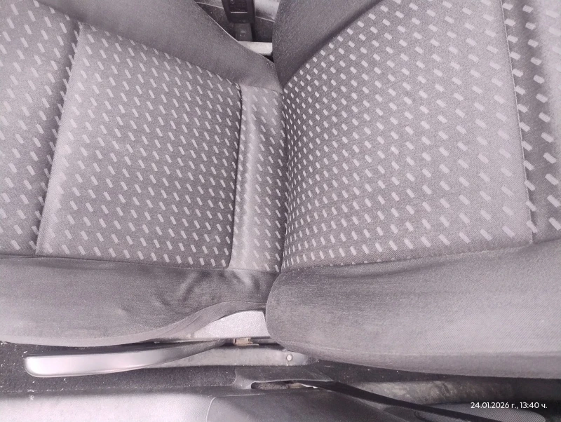 VW Bora 2.0газ автоматик, снимка 11 - Автомобили и джипове - 53115944