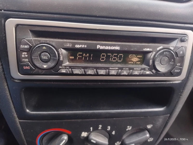 Opel Corsa 5/100 бензин, снимка 15 - Автомобили и джипове - 52819614