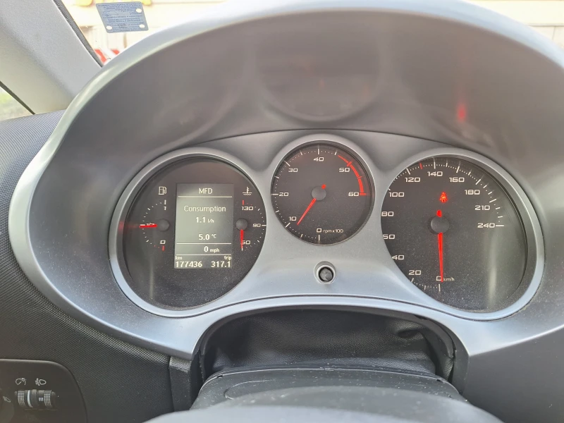 Seat Leon Facelift, снимка 11 - Автомобили и джипове - 52827911