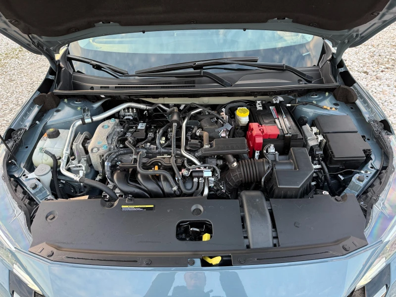 Nissan Sentra SR 2.0i FullMax 6800км, снимка 17 - Автомобили и джипове - 52938337