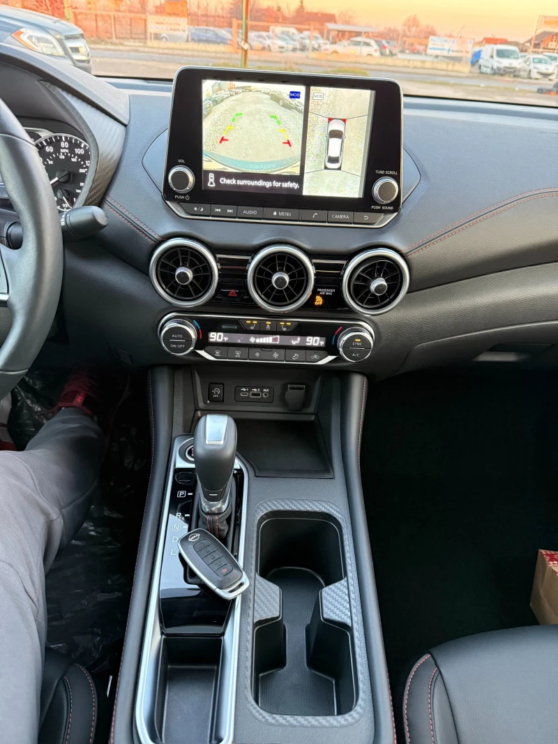 Nissan Sentra SR 2.0i FullMax 6800км, снимка 11 - Автомобили и джипове - 52938337