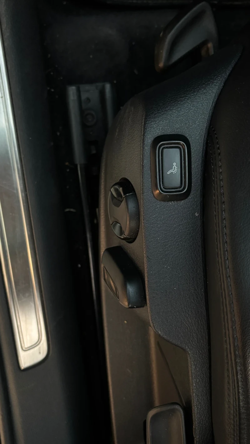 VW Passat 2.0TDI 190Ks, снимка 9 - Автомобили и джипове - 53346336