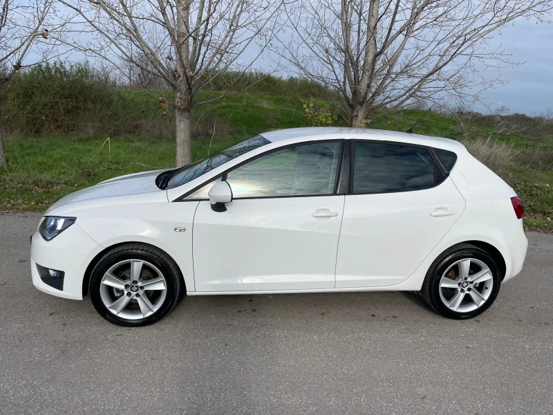 Seat Ibiza 1.4TDI FR Facelift Навигация Камера ЛЕД, снимка 7 - Автомобили и джипове - 52965037