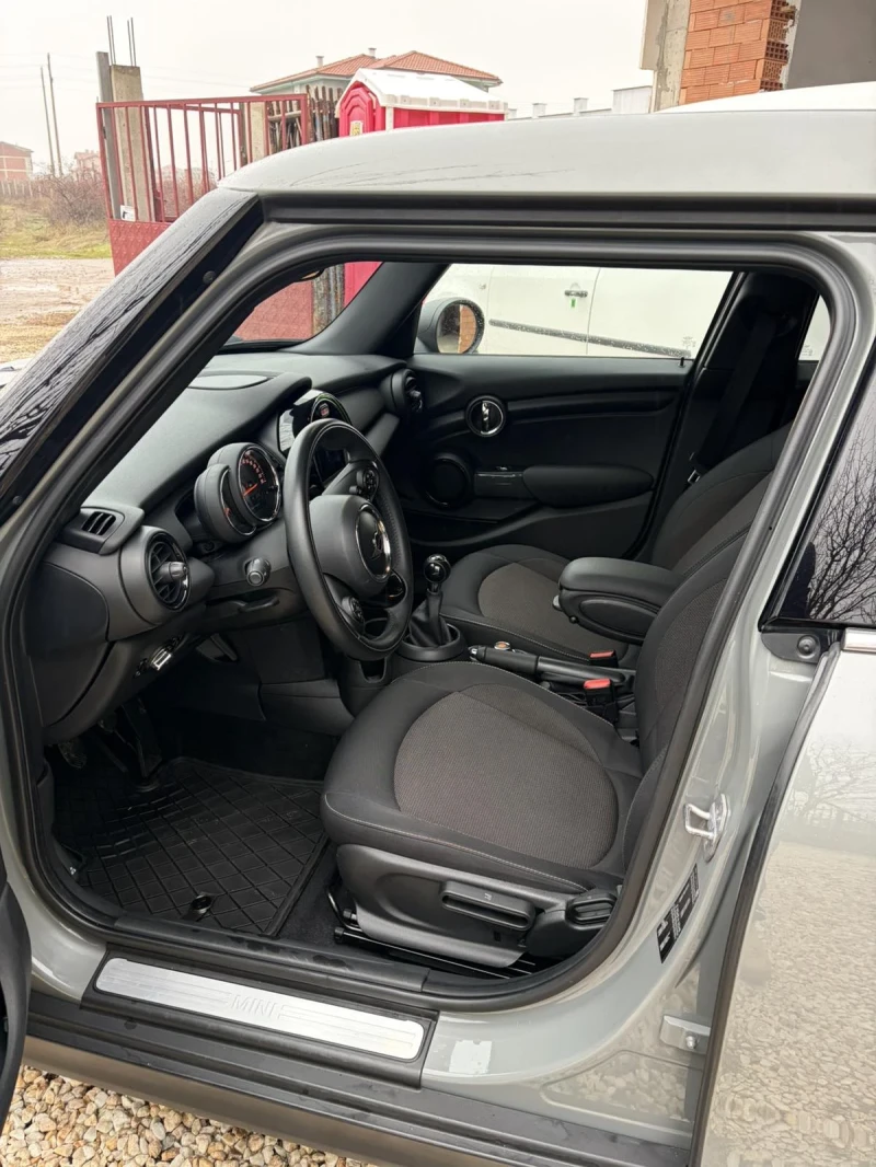 Mini D one 1.5/90k/ EURO6/ ПЕРФЕКТНО СЪСТОЯНИЕ!, снимка 5 - Автомобили и джипове - 53459441