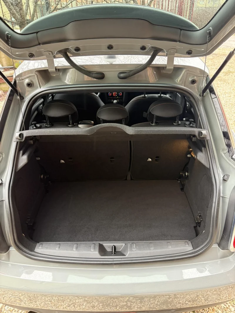 Mini D one 1.5/90k/ EURO6/ ПЕРФЕКТНО СЪСТОЯНИЕ!, снимка 13 - Автомобили и джипове - 53459441