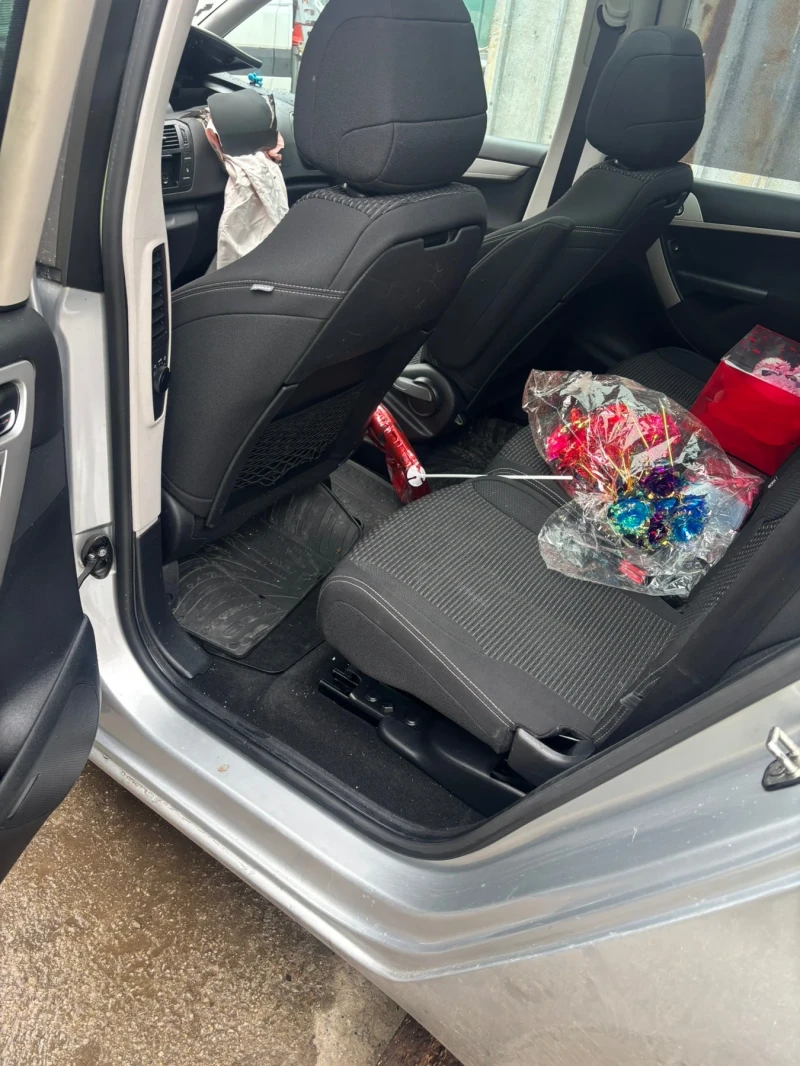 Citroen C4 Picasso Цял за части, снимка 11 - Автомобили и джипове - 53500557