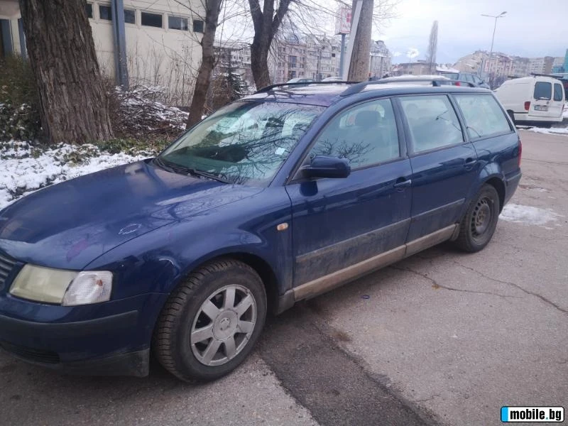 VW Passat, снимка 2 - Автомобили и джипове - 47663048