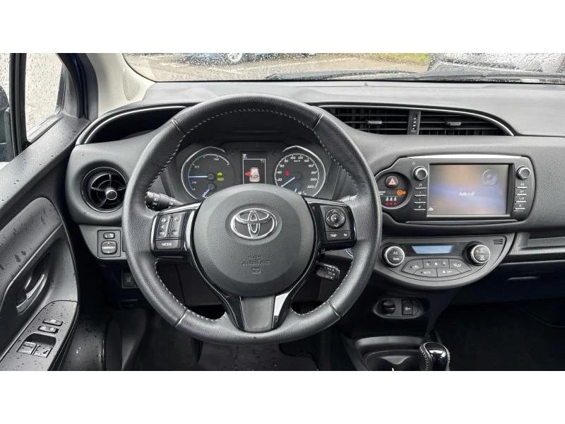 Toyota Yaris 1.5HSD LUNA, снимка 9 - Автомобили и джипове - 54074869
