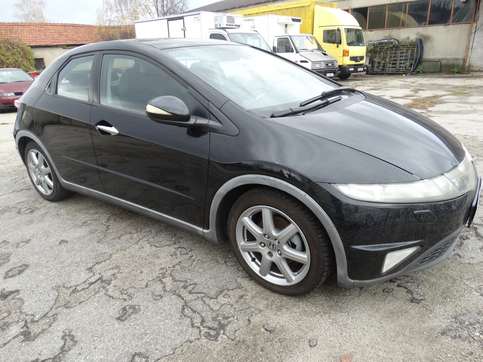 Honda Civic 2.2TDI - изображение 2