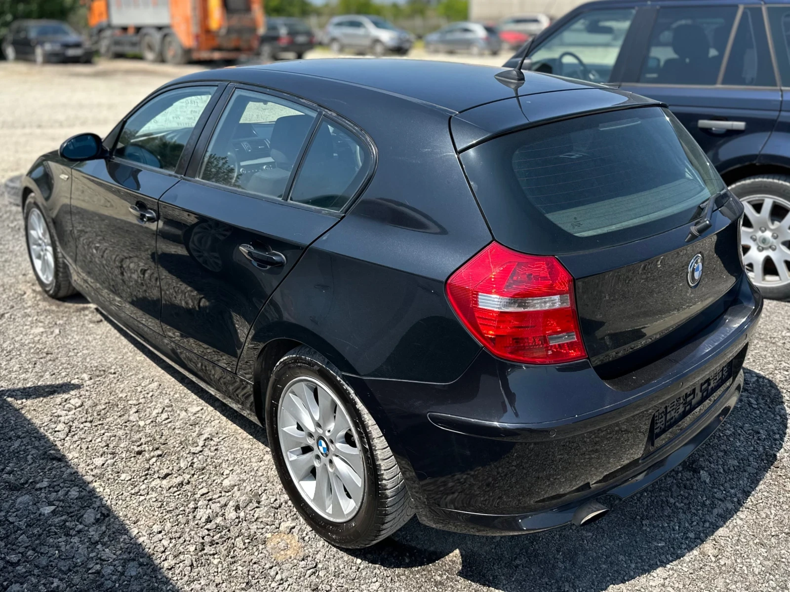 BMW 118 FACELIFT / NAVI / ПОДГРЕВ / 2.0D EURO5A - изображение 4