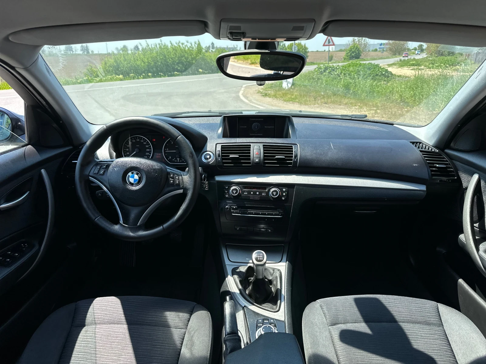 BMW 118 FACELIFT / NAVI / ПОДГРЕВ / 2.0D EURO5A - изображение 9