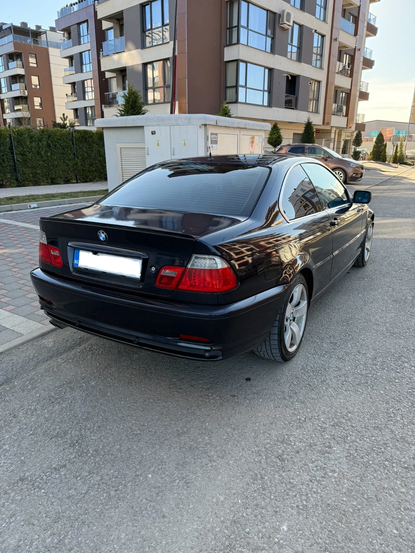 BMW 323  - изображение 7