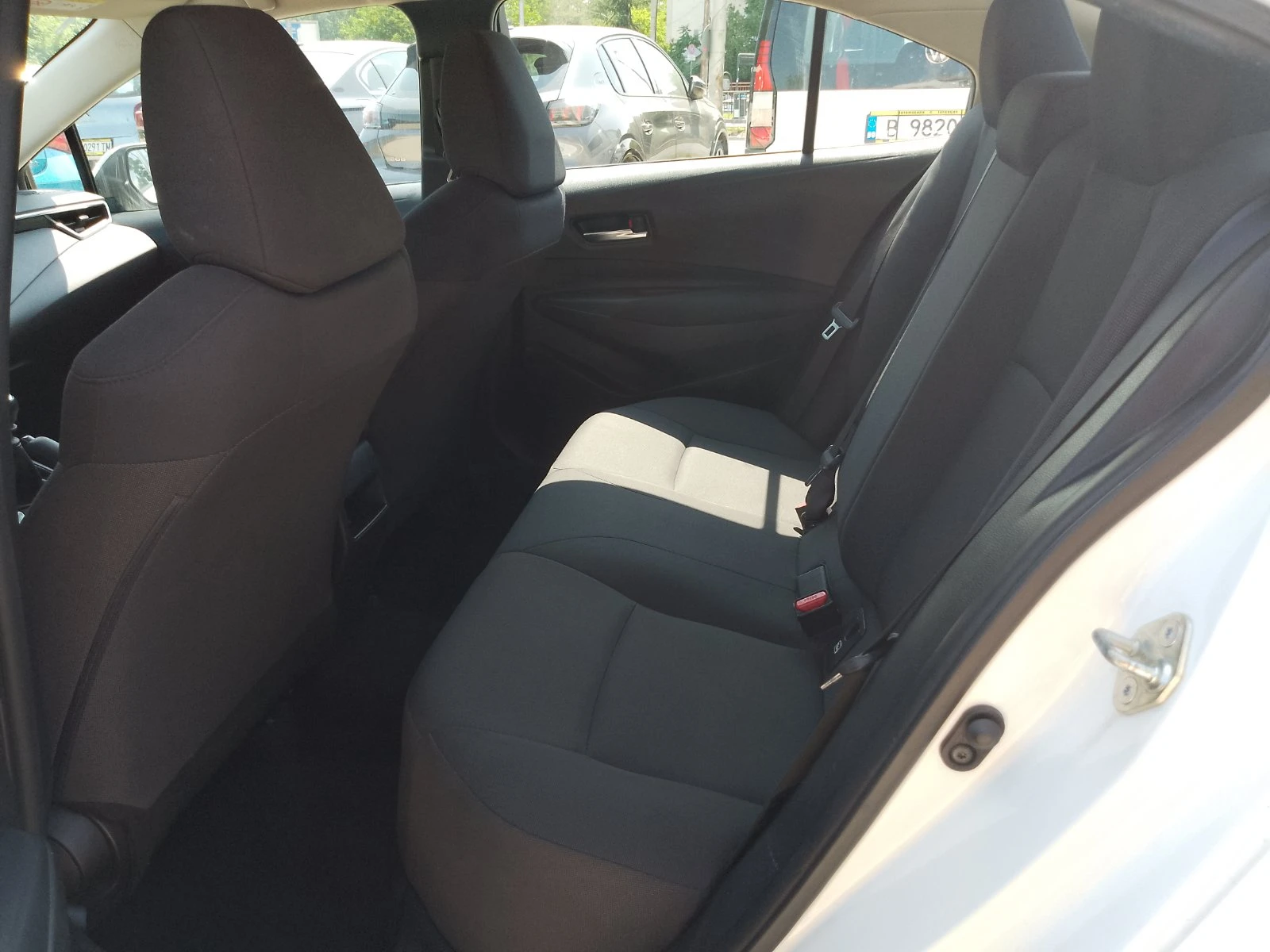 Toyota Corolla 1.5 DYNAMIC FORCE | Mobile.bg   11