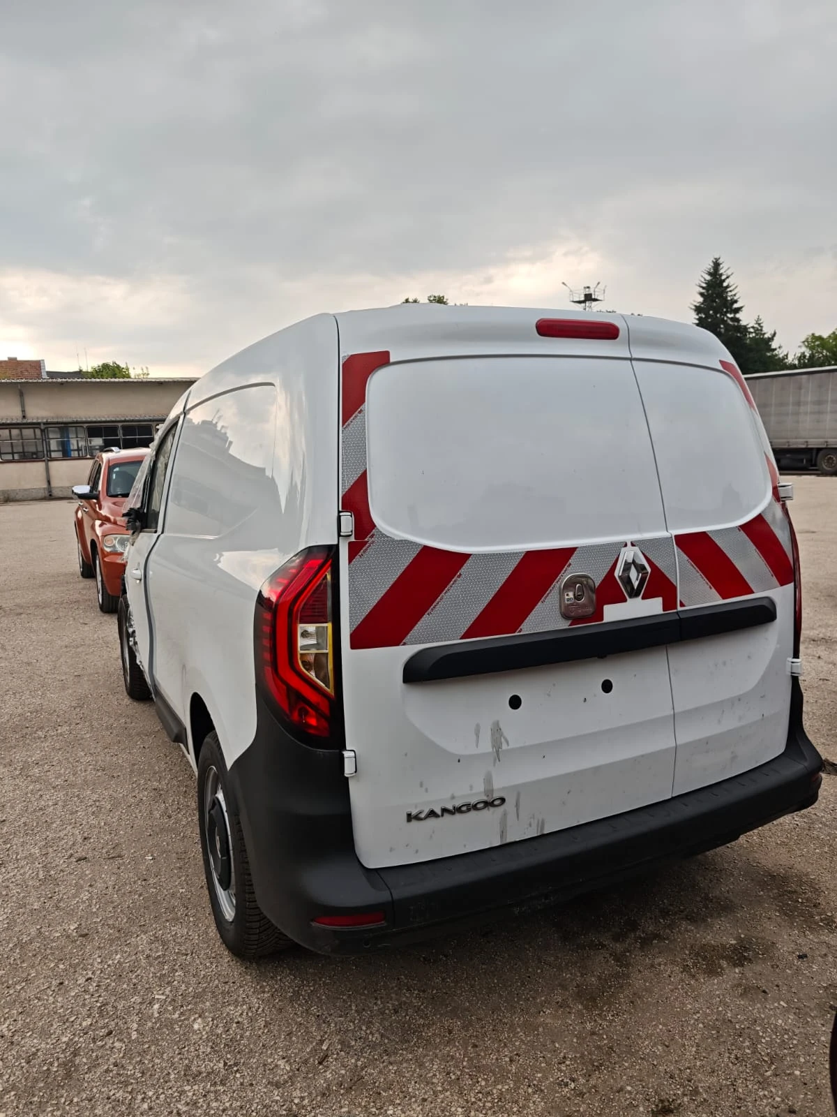 Renault Kangoo  - изображение 3
