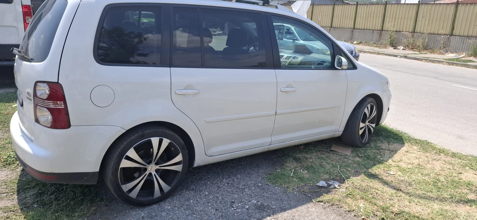 VW Touran  - изображение 3