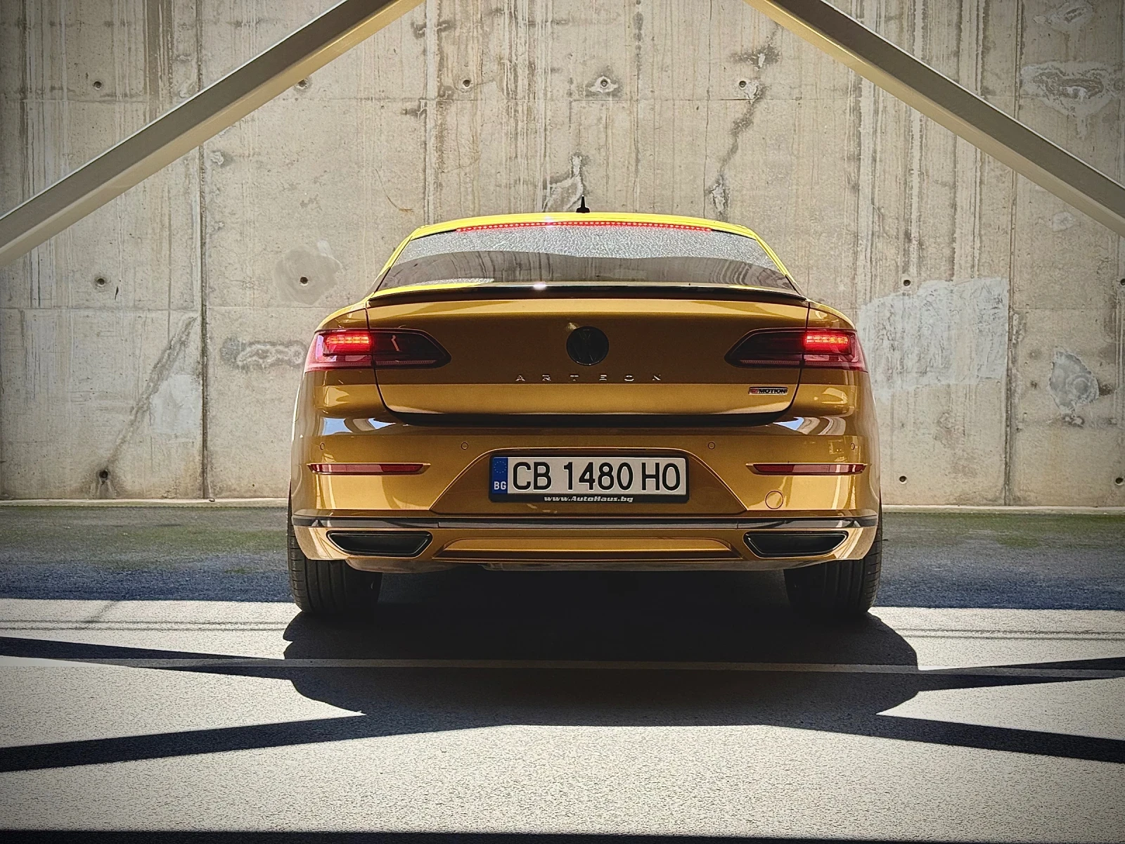 VW Arteon R-Line, снимка 5 - Автомобили и джипове - 52752486