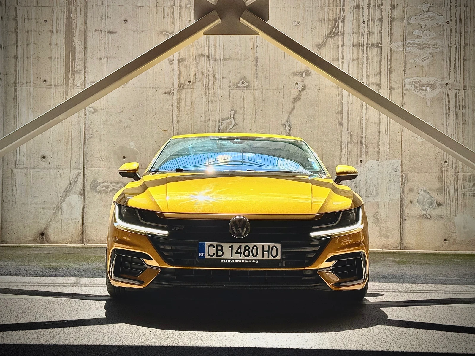 VW Arteon R-Line