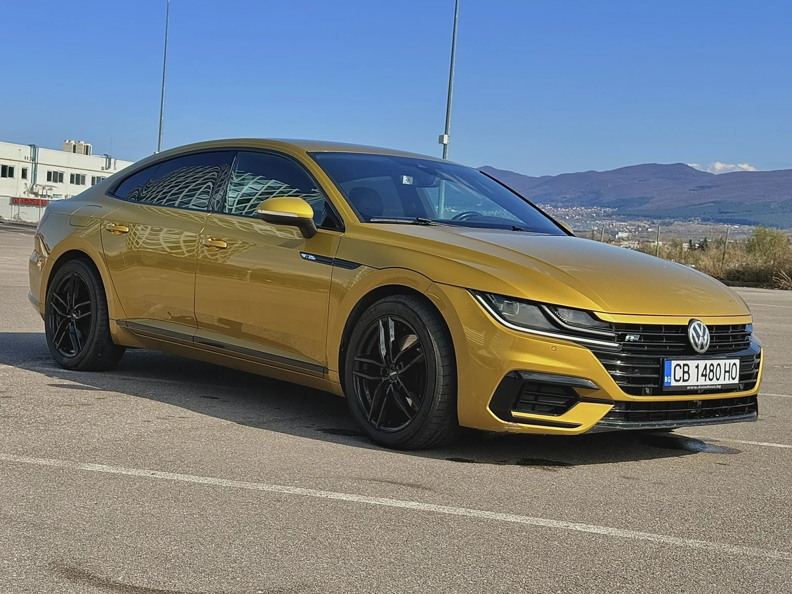 VW Arteon R-Line, снимка 2 - Автомобили и джипове - 52752486