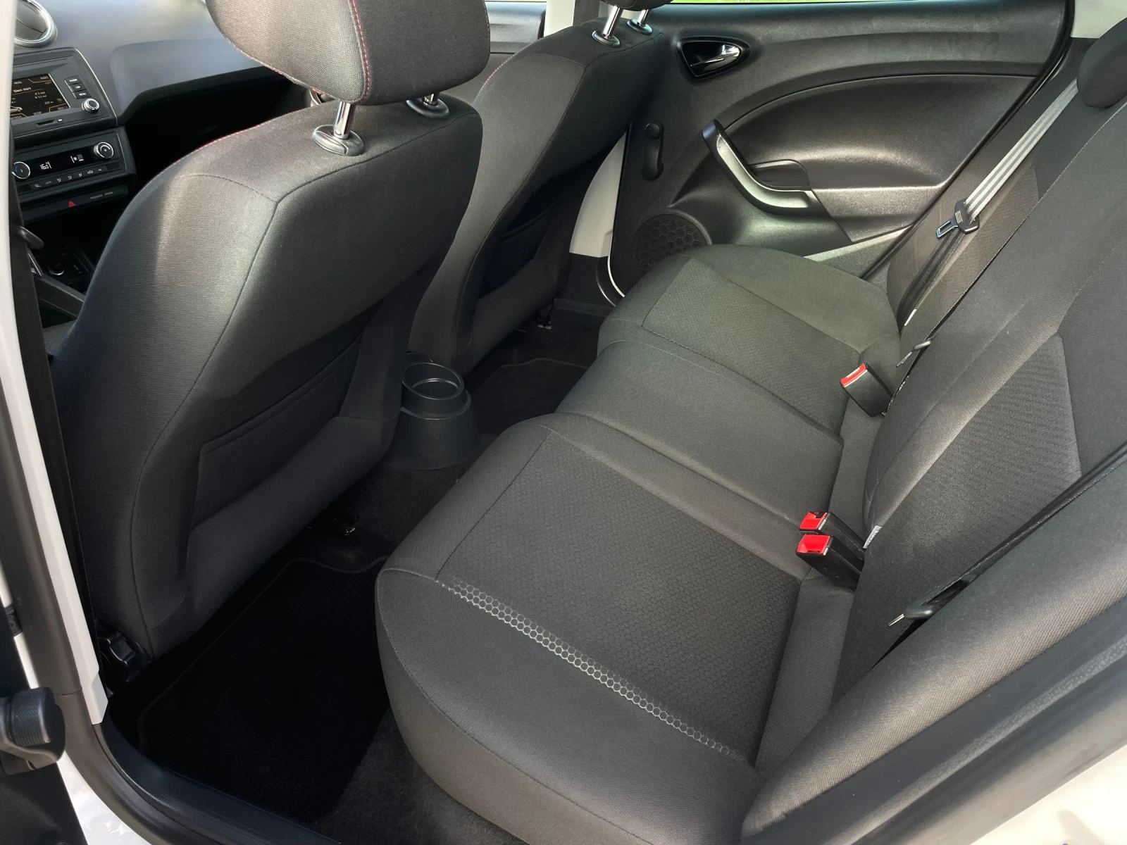 Seat Ibiza 1.4TDI FR Facelift ��������� ������ ��� | Mobile.bg � ����������� 13