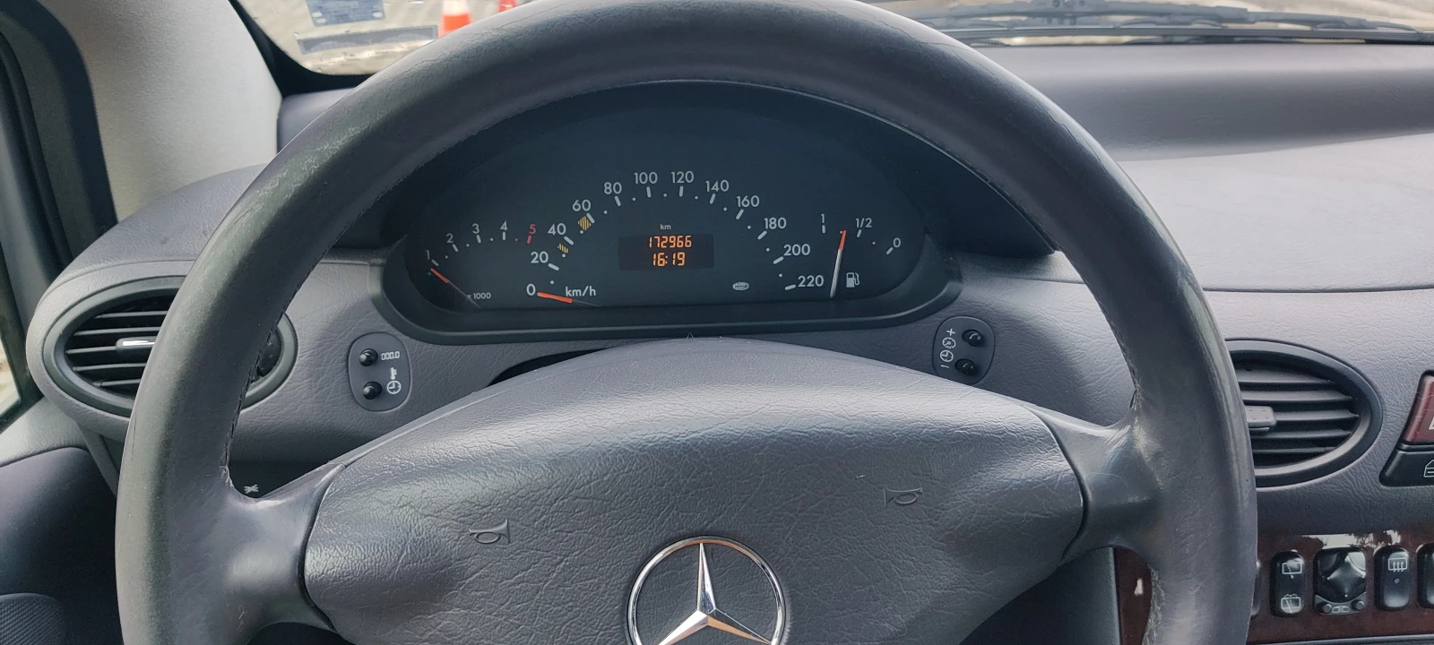 Mercedes-Benz A 170  - изображение 10