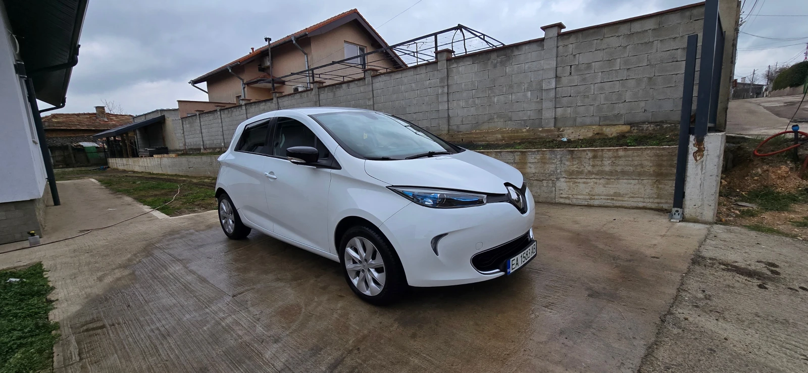 Renault Zoe 22 KW, снимка 3 - Автомобили и джипове - 53935413