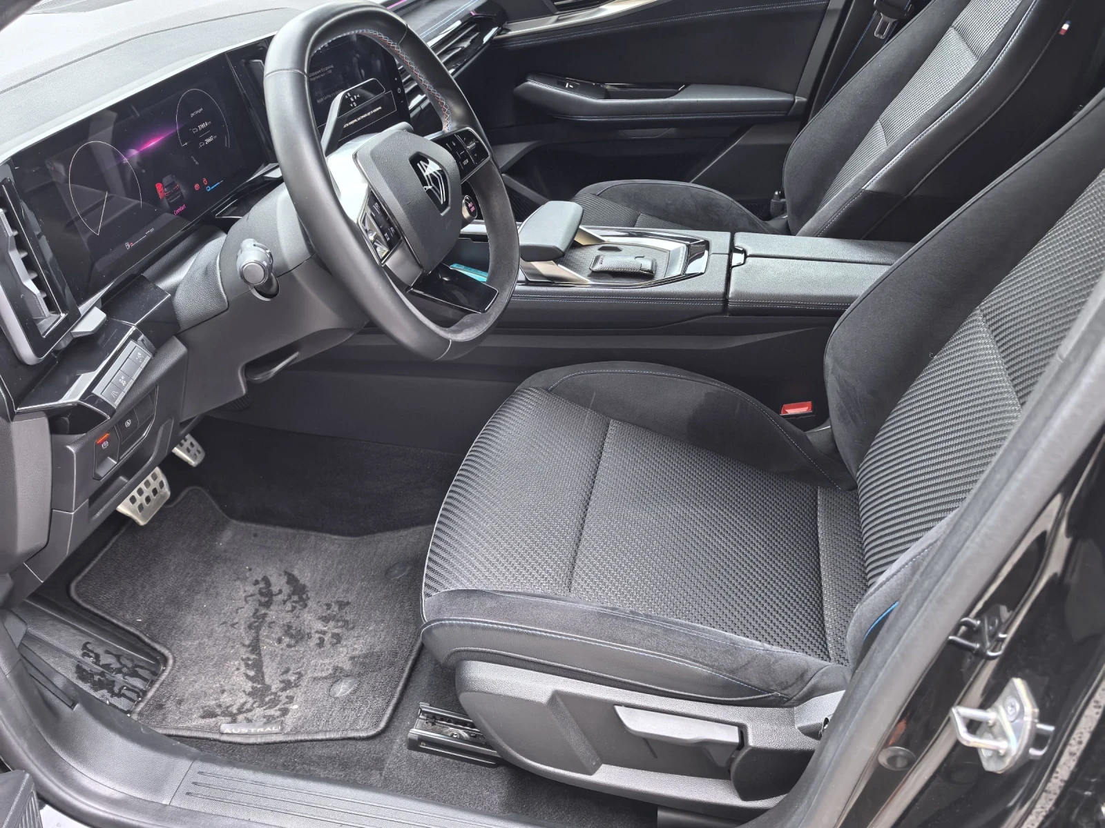 Renault Austral 1.2 FULL Hybrid Alpine , снимка 10 - Автомобили и джипове - 54033970