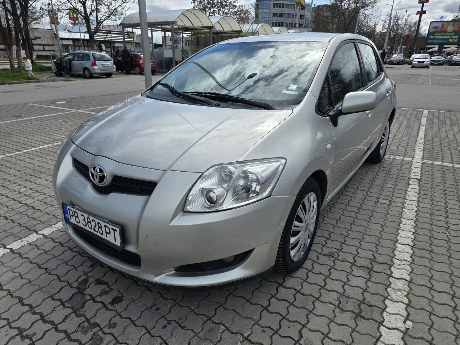Toyota Auris 2.0 D-4D Клима