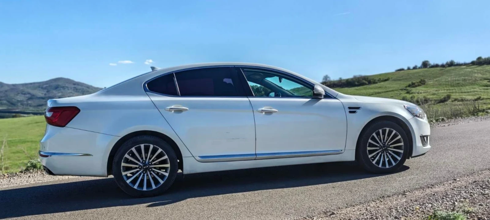 Kia K7 3.0 LPI Фабрична Газ, снимка 5 - Автомобили и джипове - 54323502