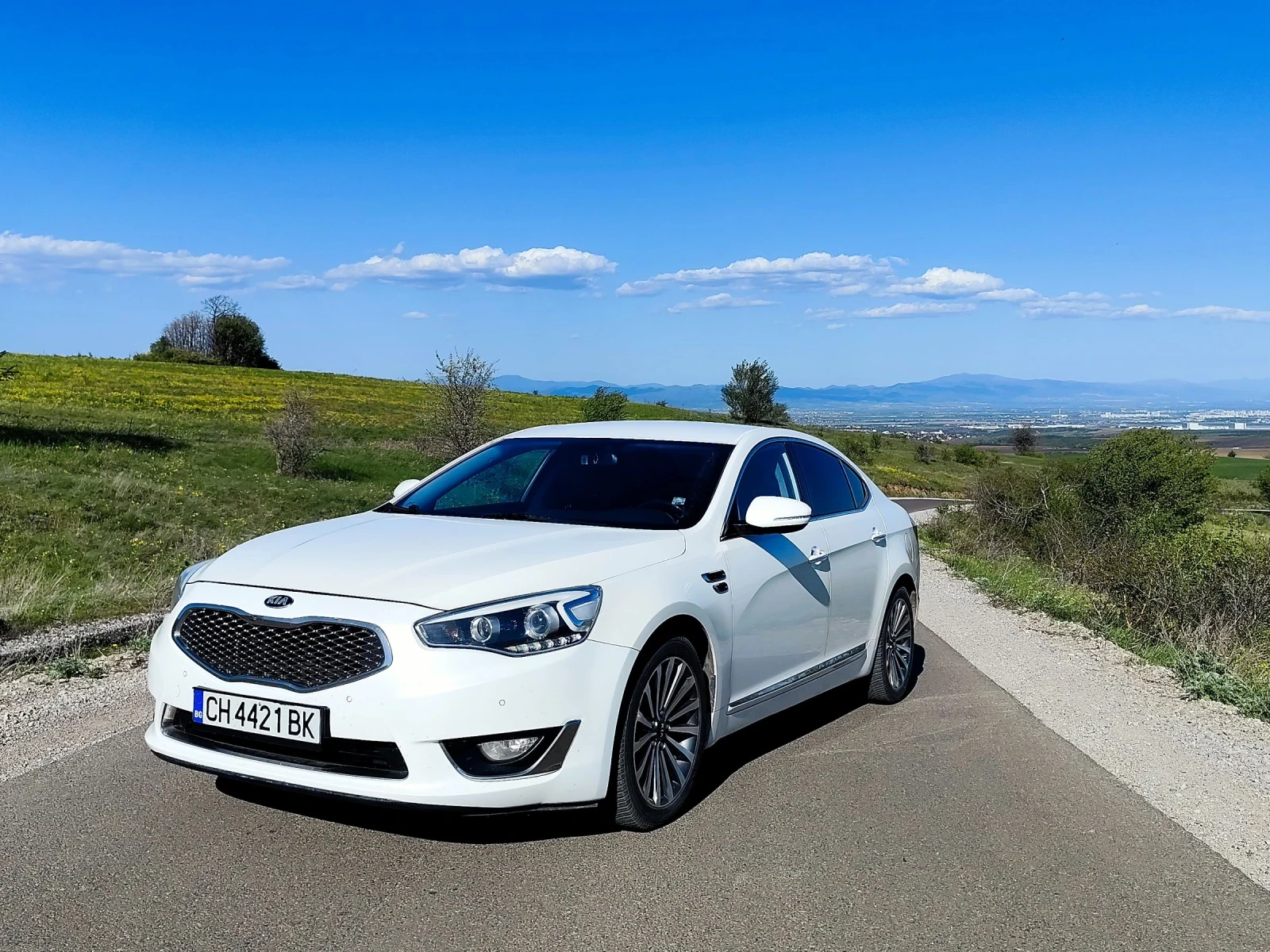 Kia K7 3.0 LPI Фабрична Газ, снимка 3 - Автомобили и джипове - 54323502