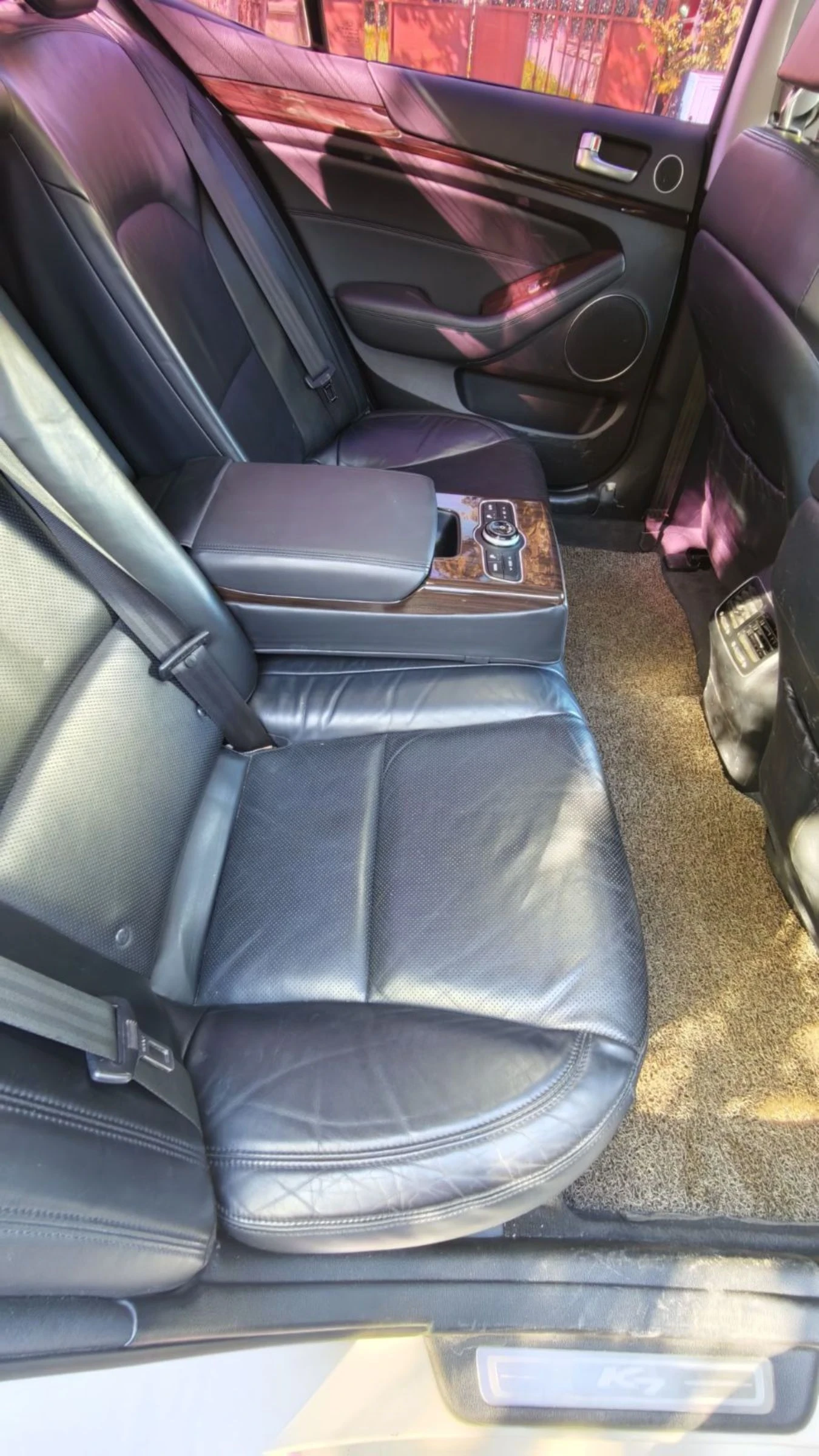 Kia K7 3.0 LPI Фабрична Газ, снимка 11 - Автомобили и джипове - 54323502