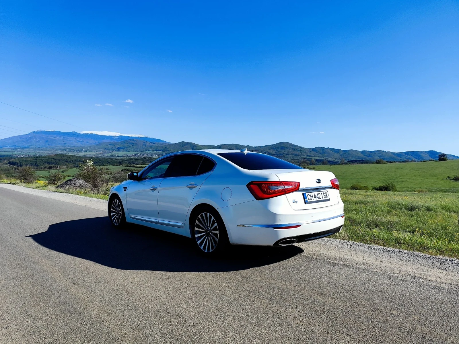 Kia K7 3.0 LPI Фабрична Газ, снимка 7 - Автомобили и джипове - 54323502