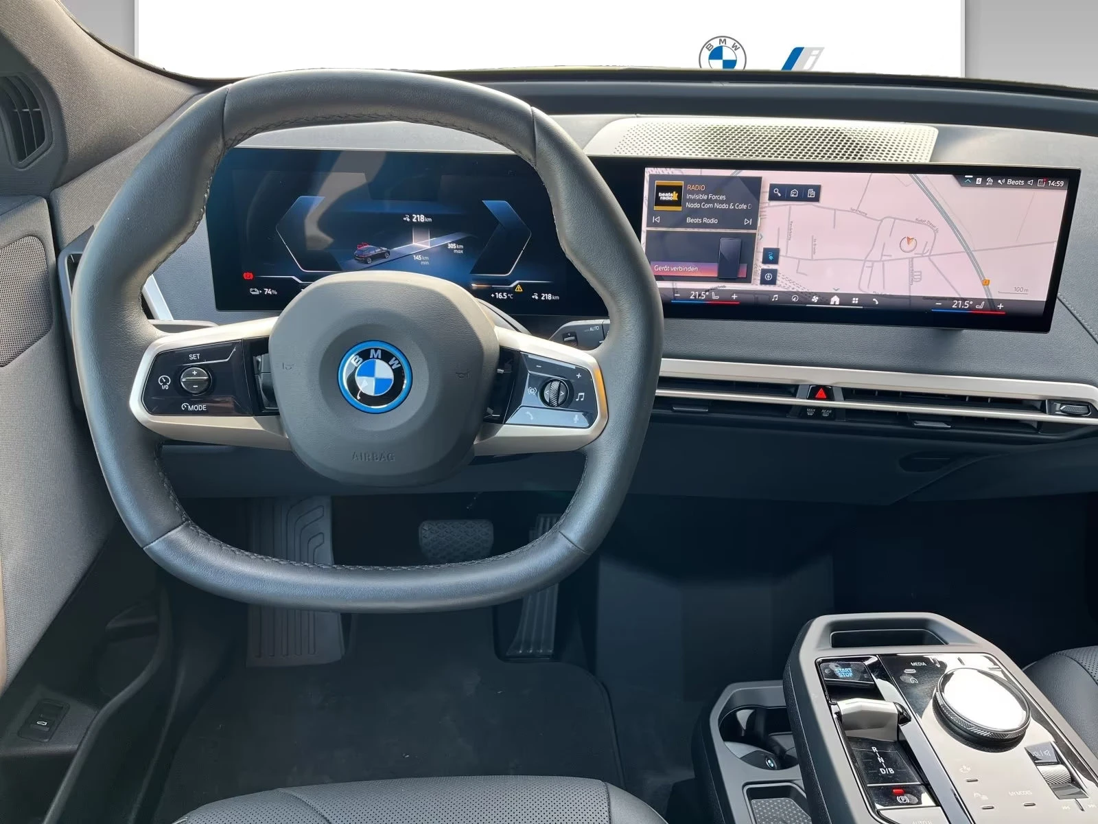 BMW iX xDrive40/326HP/SPORT/360/HUD/AHK/NAVI/LED/235q | Mobile.bg � ����������� 6