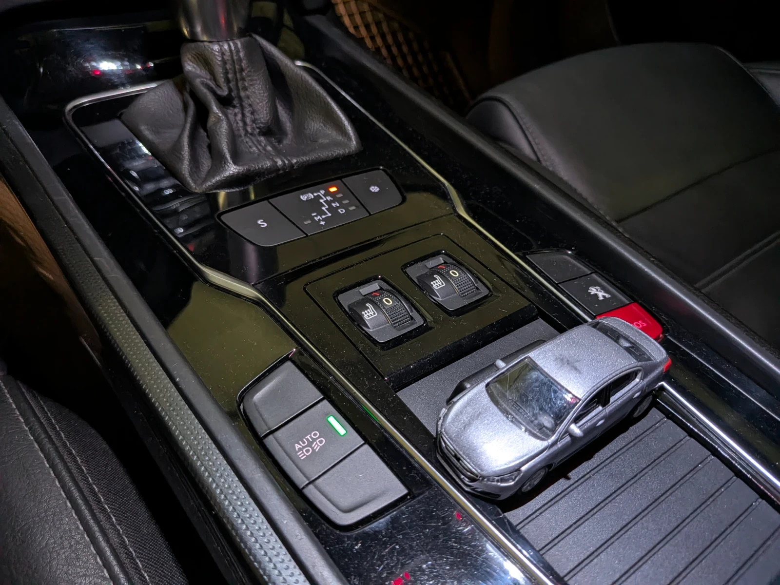 Peugeot 508 2.0 BlueHDI Allure, снимка 5 - Автомобили и джипове - 54706190