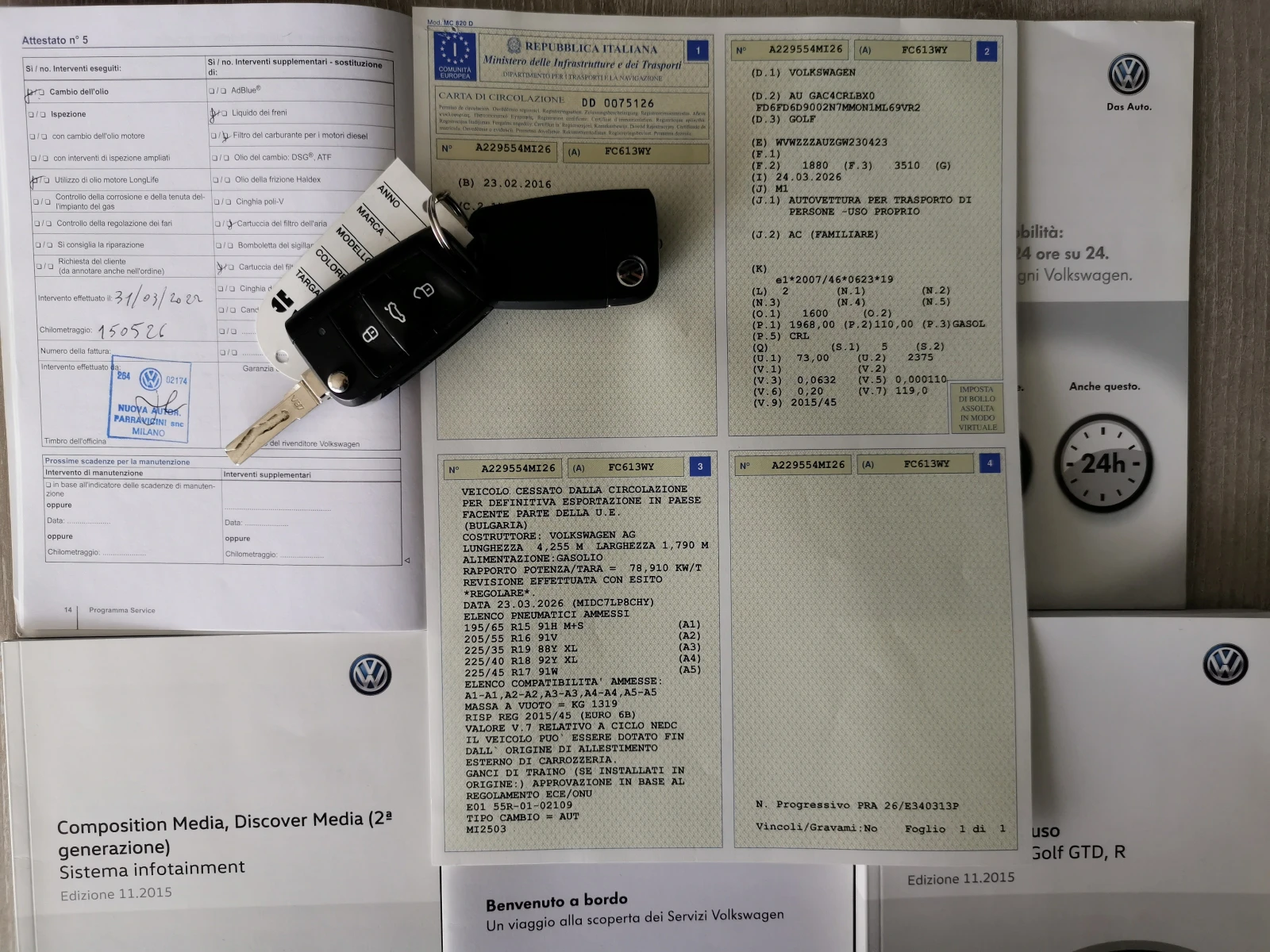 VW Golf 2.0TDI 150кс / Auto / E6B / R-Line / 1-Собственик , снимка 15 - Автомобили и джипове - 54644778